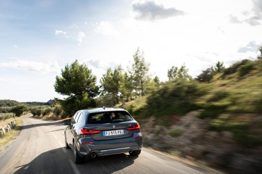  BMW 118i Luxury Line (F40) 2019 года  (WW) (фото 5 из 40)
